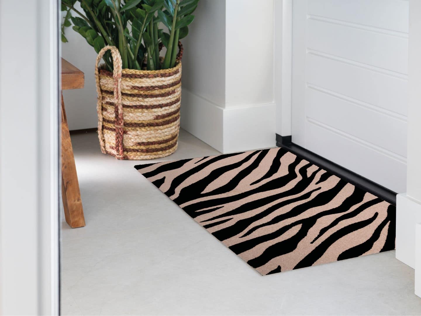 Photo of Mattigo Design mat Wildline black doormat at a front door